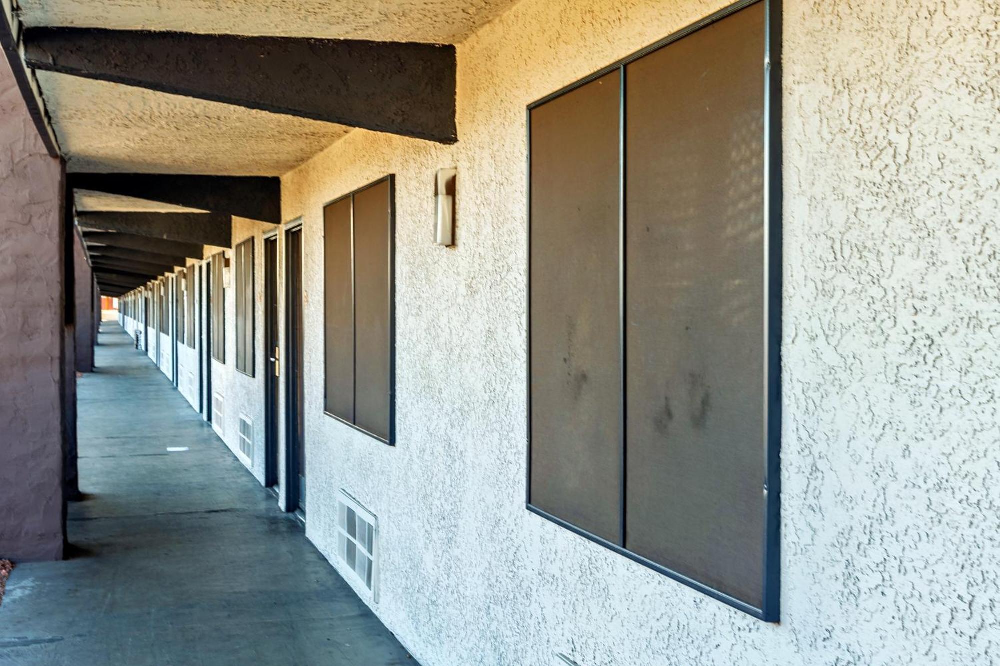 Quality Inn & Suites Lake Havasu City Ngoại thất bức ảnh