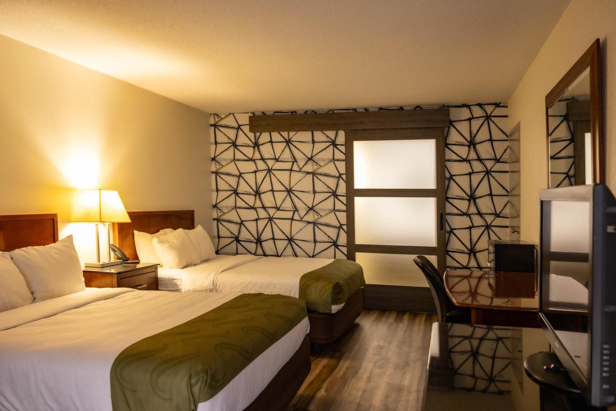 Quality Inn & Suites Lake Havasu City Ngoại thất bức ảnh
