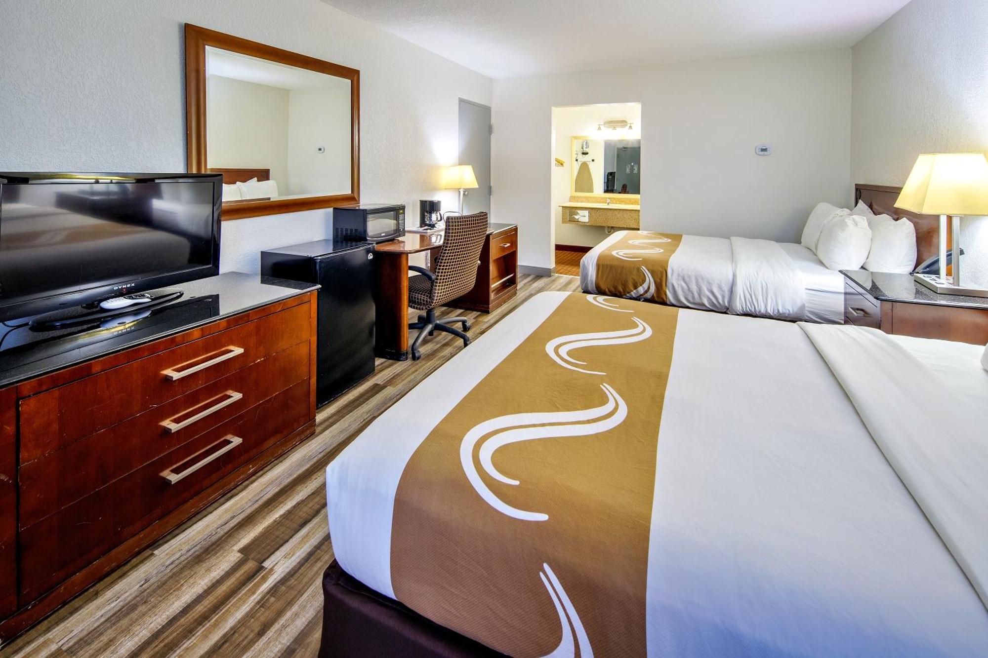 Quality Inn & Suites Lake Havasu City Ngoại thất bức ảnh