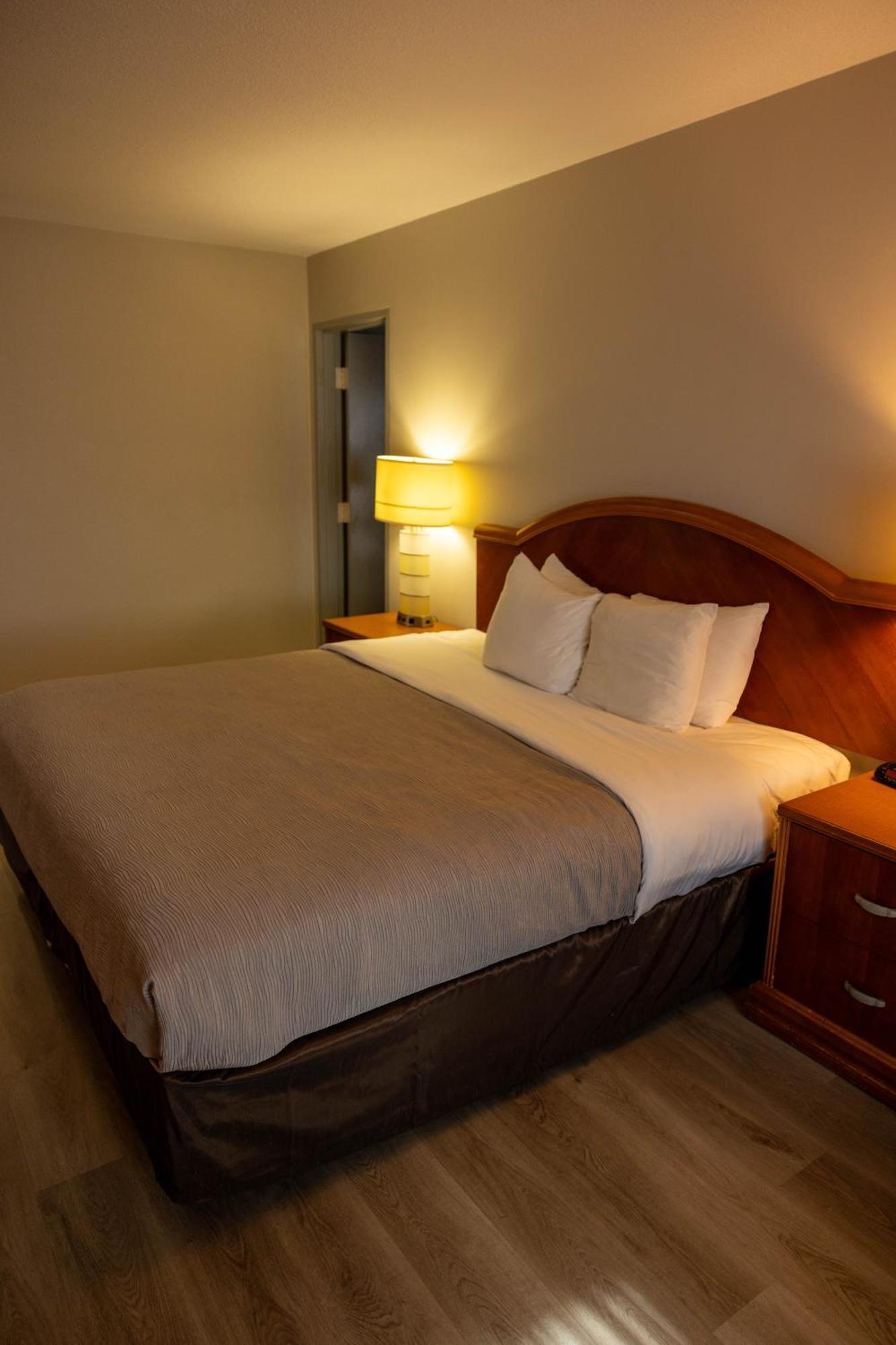 Quality Inn & Suites Lake Havasu City Ngoại thất bức ảnh